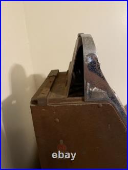 Antique Mills diamond Front Slot Machine