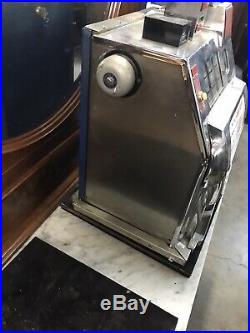 Antique Pace $1.00 Slot Machine