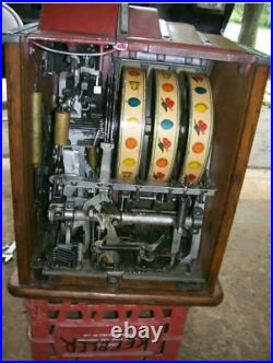 Antique Pace Rocket slot machine