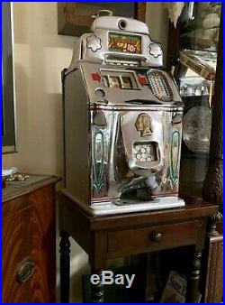 Antique Slot Machine 10¢ O. D. Jennings 1940's Standard Chief with jack pot full