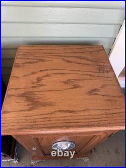 Antique Slot Machine Oak Stand Claw Feet with Lock Key storage shelf Coin Op