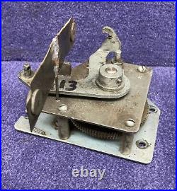Antique Slot Machine Parts Mills Mechanism CLOCK with Late Style NON-Roller