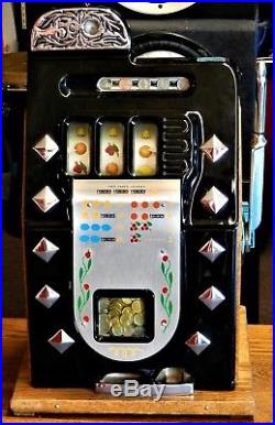 Antique Vintage 1940s Mills Diamond Front 5 cent Slot Machine (Super Nice)