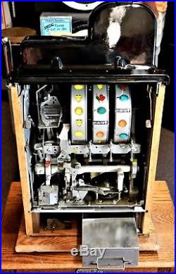 Antique Vintage 1940s Mills Diamond Front 5 cent Slot Machine (Super Nice)