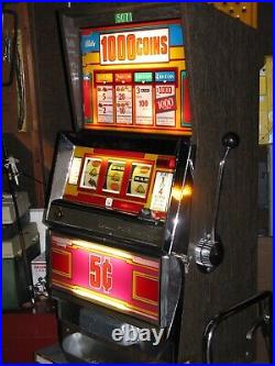 Antique Vintage Bally's Slot Machine' 1979 (model 1088) Great Shape