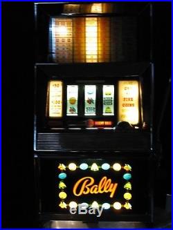 Antique Vintage Bally's Slot Machine' (model 809) Beautiful Shape Near Mint