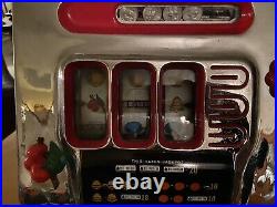 Antique Vintage Mills 25 Cent Black Cherry Chrome Front Slot Machine Coin-op