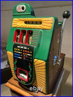 Antique Vintage Mills 25 Cent Slot Machine Coin-op