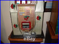 Antique Vintage Mills Black Cherry 5 cent Slot Machine