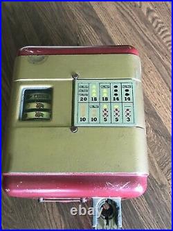 Antique Vintage Mills Vest Pocket Nickel Slot Machine WORKS Casino Game Toy Old