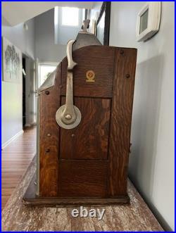 Antique Wood 1925 Chicago Jennings Dutch Boy 5 Cent Coin Mechanical Slot Machine