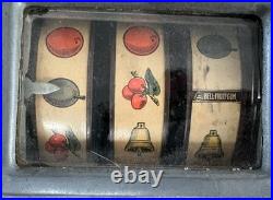 Antique Wood 1925 Chicago Jennings Dutch Boy 5 Cent Coin Mechanical Slot Machine