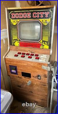 Antique coin slot machine