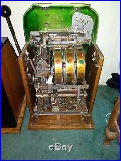 Antique mills slot machine