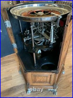 Antique slot machine Mills Roulette