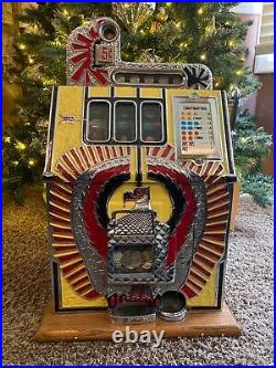 Antique slot machine. War Eagle 1927 in very good condition. Great for man cave