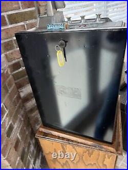 Antique slot machine for sale