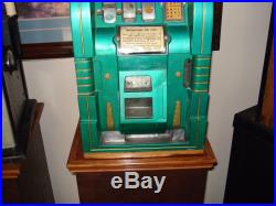 Antique vintage Mills Extraordinary Art Deco 25 cent slot machine