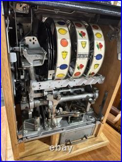 Antique vintage slot machine mills war eagle art deco 10 cent 1930s