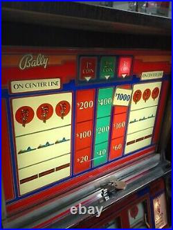 BALLY 1090 IKE DOLLAR 1.00 $ SUNDOWNER SLOT MACHINE With VIDEO & 100 TOKENS