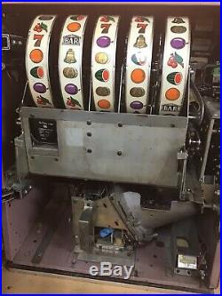 Bally 1081 Medalist Slot Machine