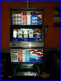 Bally E2241-28 American Wild Jackpot Slot Machine in good working order