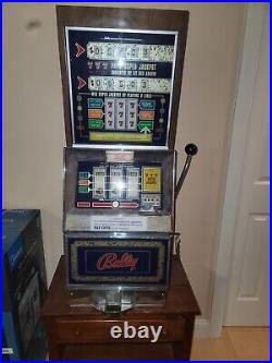 Bally's 1972 Quarter Slot Machine