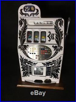 Beautiful Antique Restored Mills Extra Bell Slot Machine, White With Crome