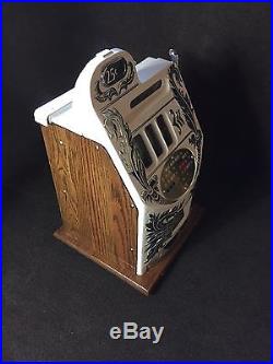 Beautiful Antique Restored Mills Extra Bell Slot Machine, White With Crome