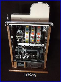 Beautiful Antique Restored Mills Extra Bell Slot Machine, White With Crome