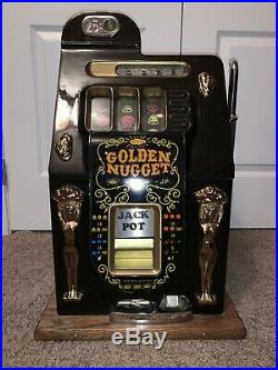 Beautiful Mills 25 Cent Antique Slot Machine Golden Nugget slot machine