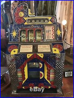 Beautifully restored 1931 Mills Peacock 5 cent Slot Machine mint vendor