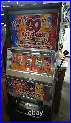 Caesars Palace 20th B-day Las Vegas Token Coin Operated Free Play Slot Machine