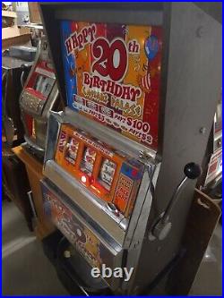 Caesars Palace 20th B-day Las Vegas Token Coin Operated Free Play Slot Machine