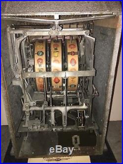 Caille AC Multi-Bell Seven Way Slot Machine c1930's