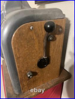 Columbia 1939 Dime Slot Machine Original Working Condition Columbia 1939 Dime Slot Machine Original Working Condition