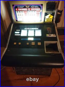 Double diamond slot machine (Great shape) Double diamond slot machine (Great shape)