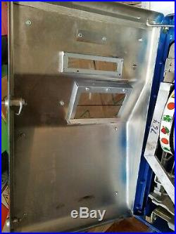 Fitzgerald Buckaroo Slot Machine 5 Cent with Stand 4 Reel