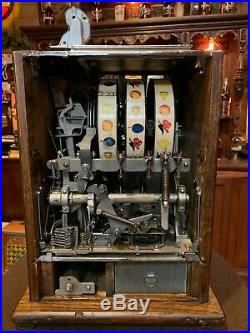 Fully Restored 1932 MILLS 25 Cent Lion's Head Slot Machine Watch Video