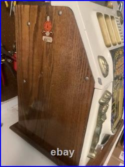 Golden Nugget 25 Cent Slot Machine (needs Work)