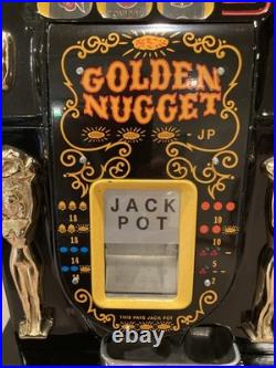 Golden Nugget Genuine Mills 25 Cent Slot Machine & Oak Stand