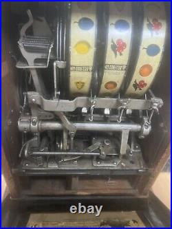 Great Condition Working Vintage Mills. 25 Cent Slot Machine. Works Great