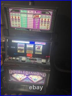 IGT S2000 Double Diamond 3 Coin