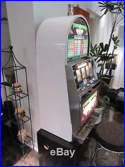 IGT Triple Diamond Roll top COIN OPERATED Slot Machine