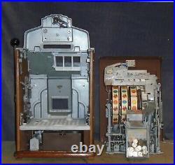 JENNINGS 25c SILVER CHIEF antique slot machine, ca 1937