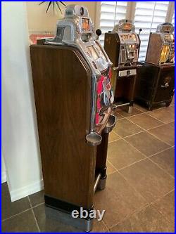 Jennings $1.00 Club Chief Casino Slot Machine Light Up in Console