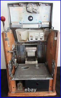 Jennings 10c Lady Luck Tic-Tac-Toe Slot Machine, circa 1940