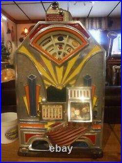 Jennings 1932 1 cent Little Duke slot machine. Perfect cond. Pro. Restored