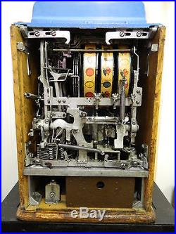 Jennings Silver Chief Antique Slot Machine