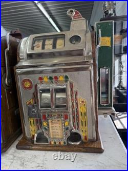 Jennings Slot Machine with Side Mint Vendor Circa 1930's 5 Cent